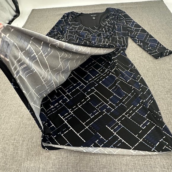 White House Black Market Faux Wrap Dress XXS Black Blue White Elastic Waist - Picture 5 of 12